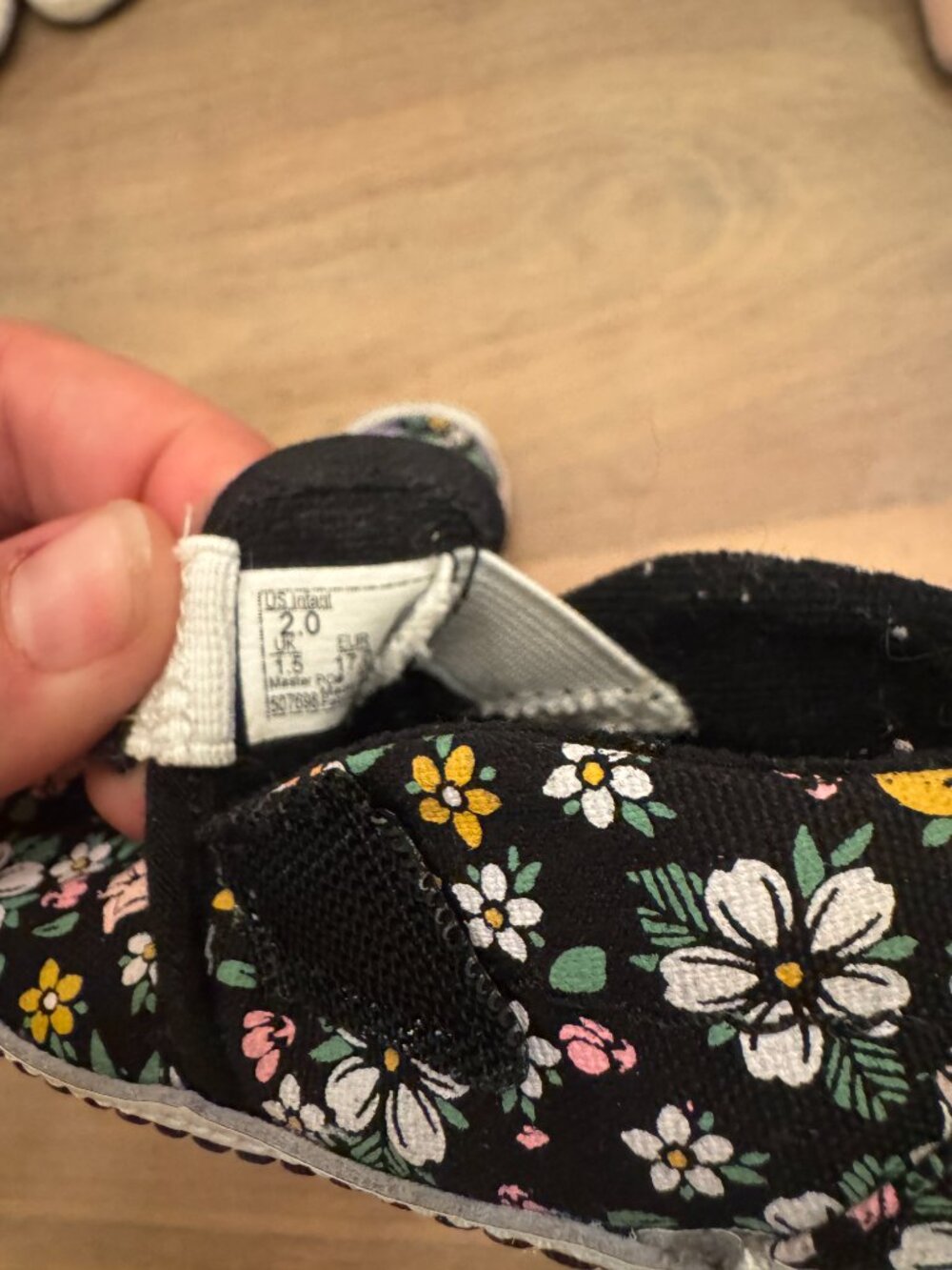 Vans Black Floral Slip-On V Strap Baby Sneakers Infant US 2 - Picture 5 of 6